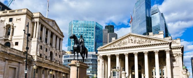 Small Business Bank Loans UK vs Specialist Lenders 2 small business bank loans uk